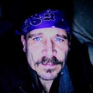 Meet your Posher, Todd